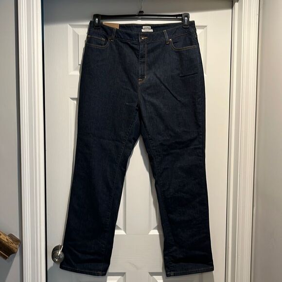 L.L.Bean NWT classic fit lined jeans size 18. - Picture 2 of 8